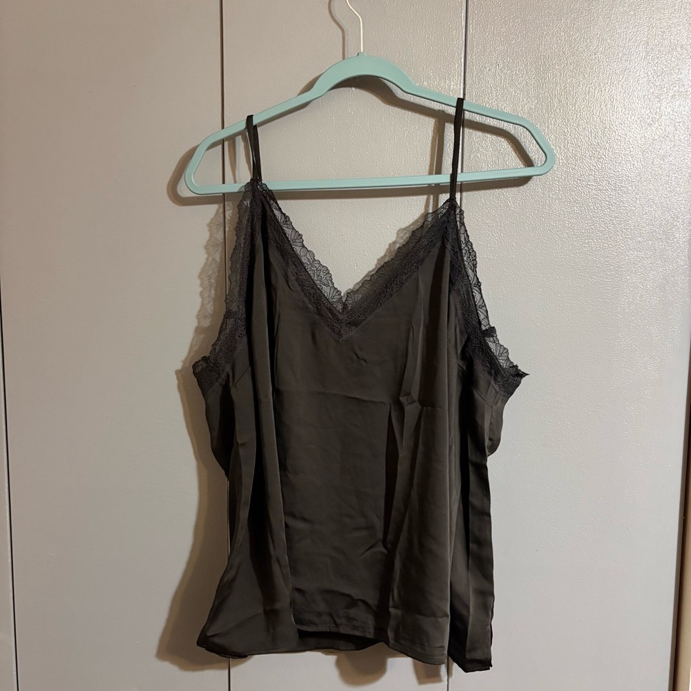 Old Navy XXL satin lace cami NWT